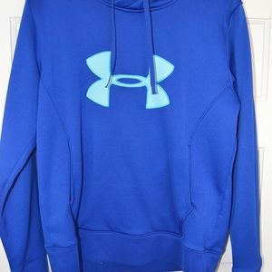 Super comfy Under Armor Hoodie😍